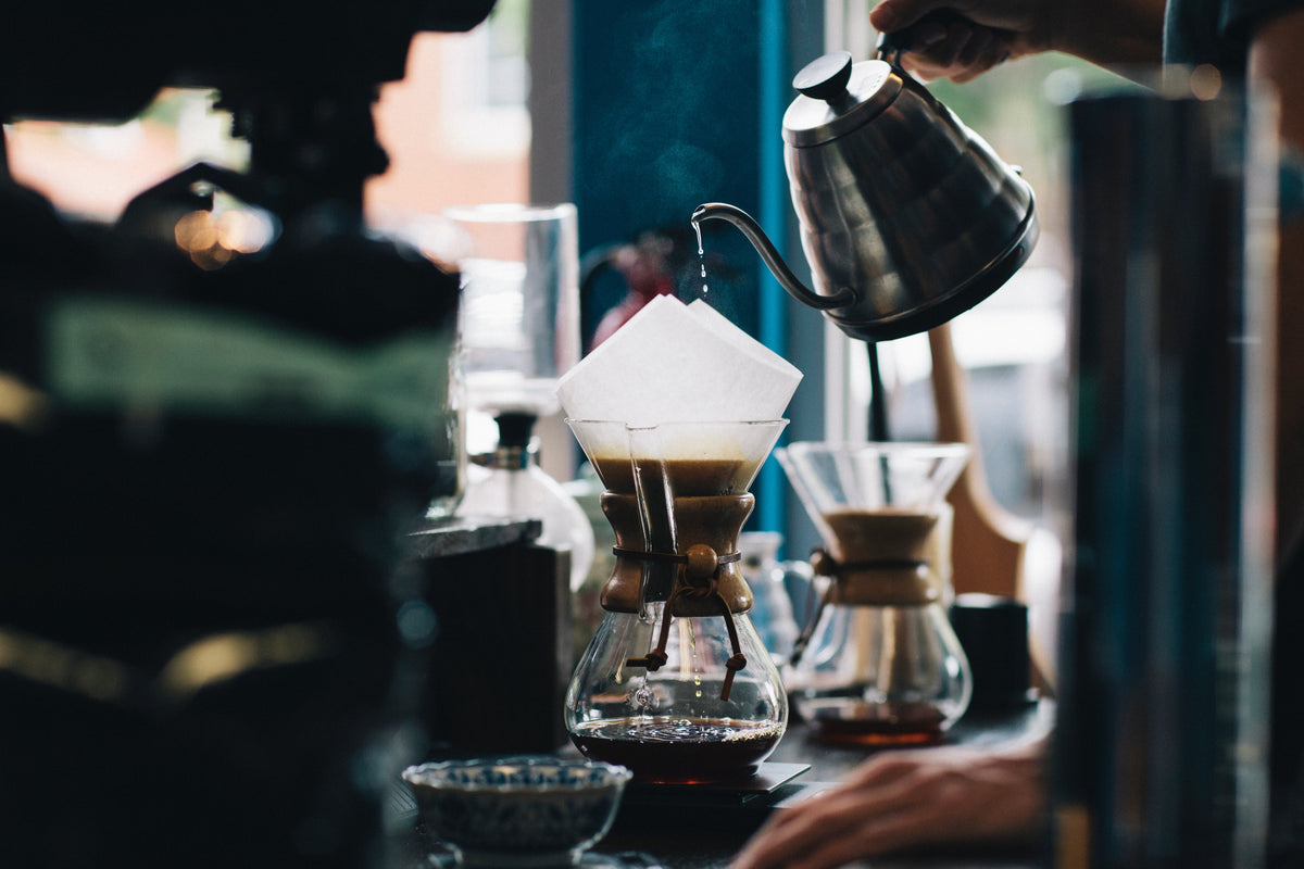 Alta Coffee - TETERA CUELLO DE CISNE . Al preparar un café